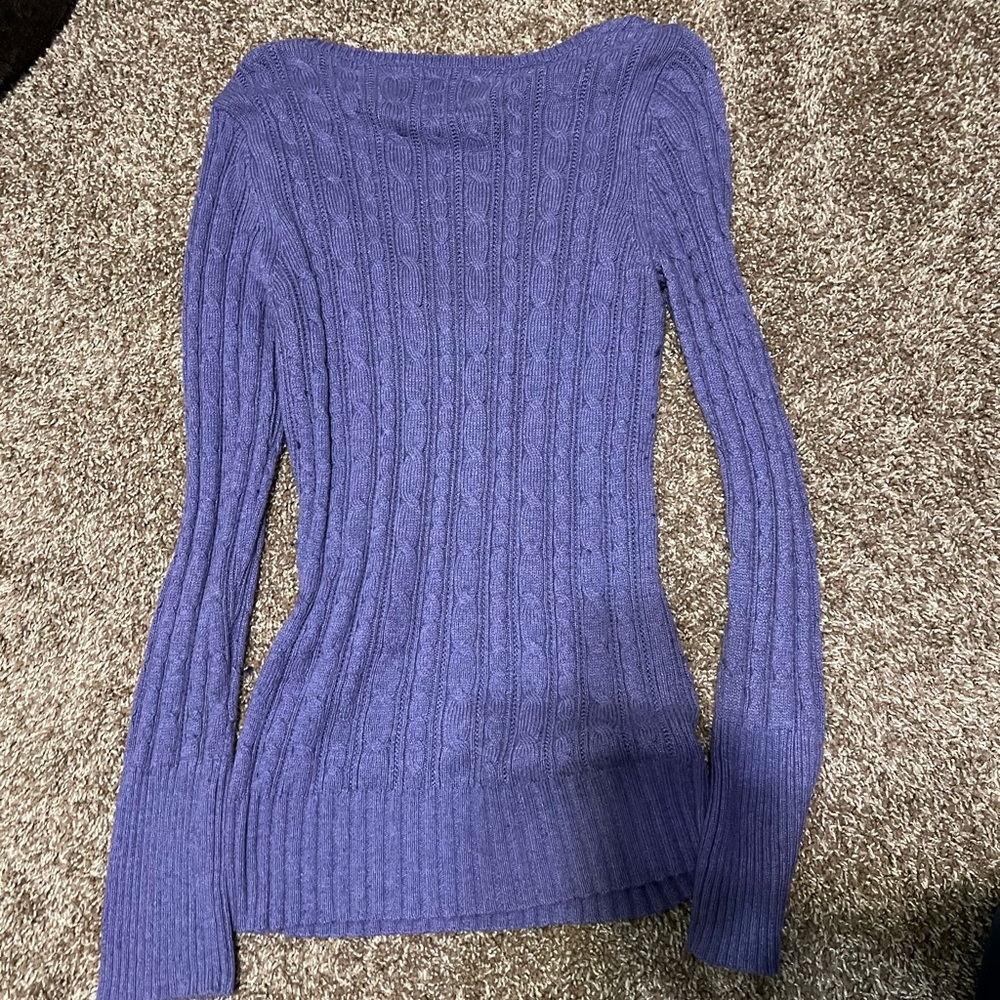 American Eagle Sweater